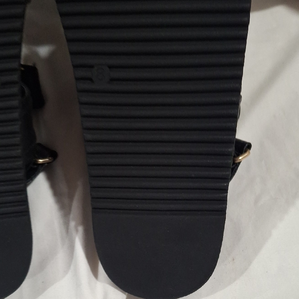 Steve Madden Black Leather Sandals with Gold Buckles - Picture 10 of 10